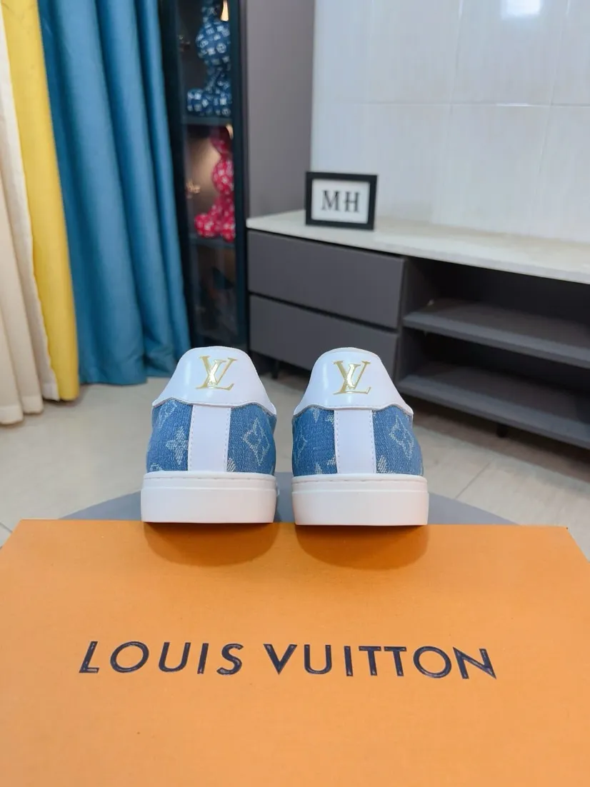Men's shoes💰400🌹🌹[LV]🌹High-end men's shoes brand: Official website 1:1 Latest masterpiece: The upper is made of Italian imported first-layer cowhide with special materials➕Full genuine leather lining🔥, making walking more convenient and comfortable! Exclusive new style, stunning work [color]! Create a fashionable personality to set off your uniqueness! A must-have for trendy men! Classic🔥Number: 38-44